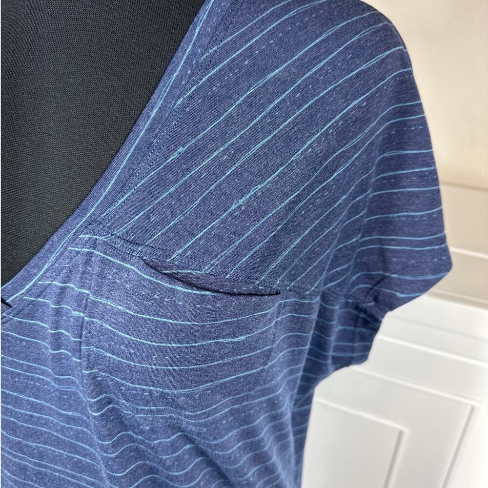 Title Nine Hiolani T-Shirt Dress Blue Mizikuru Print Golf Stretch Knee Length L - Picture 4 of 12